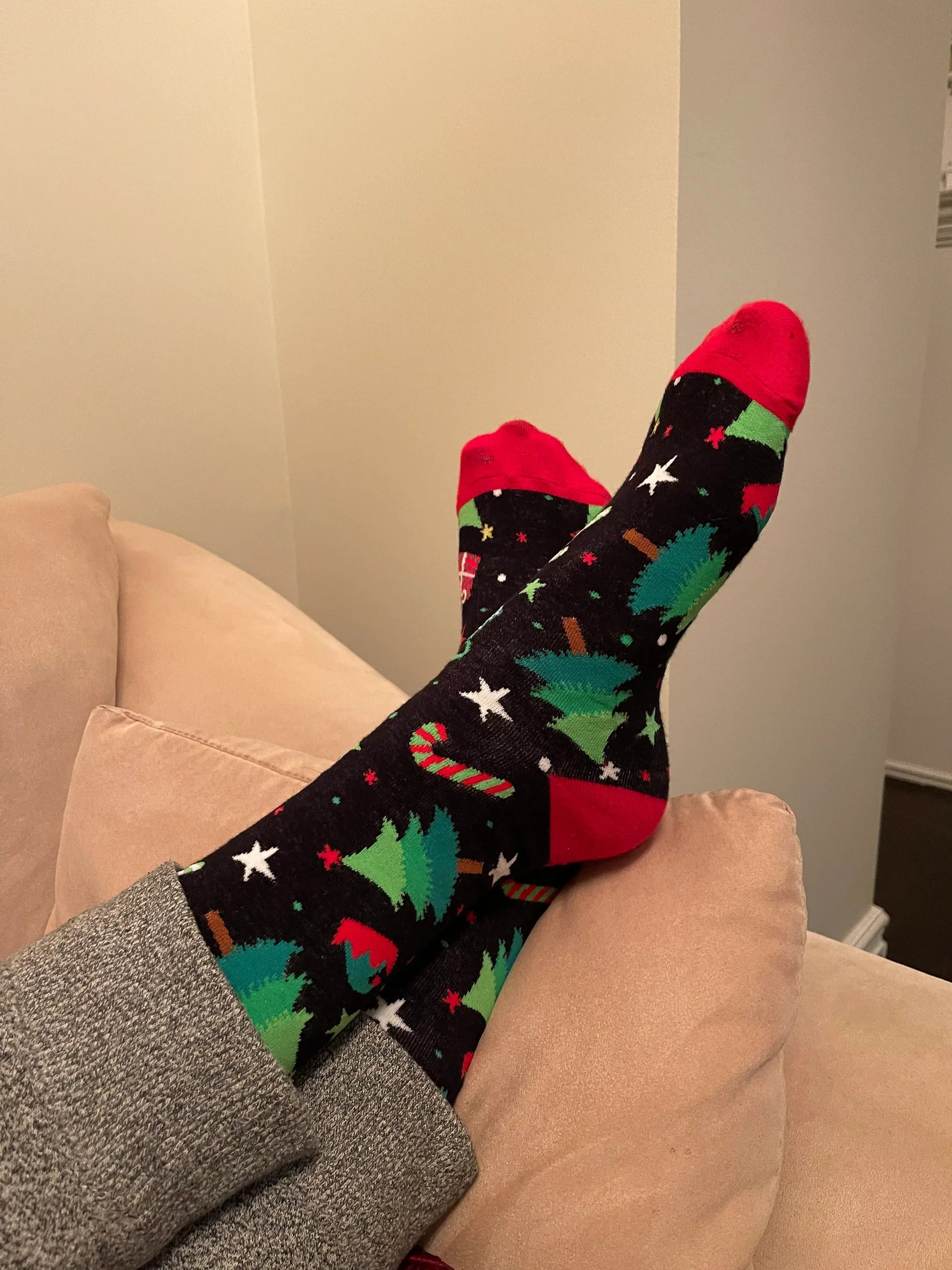 Black Christmas Tree Socks - Sock Bro 